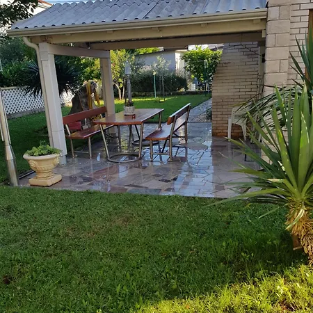Gemuetliches In Mit Garten Apartment Umag