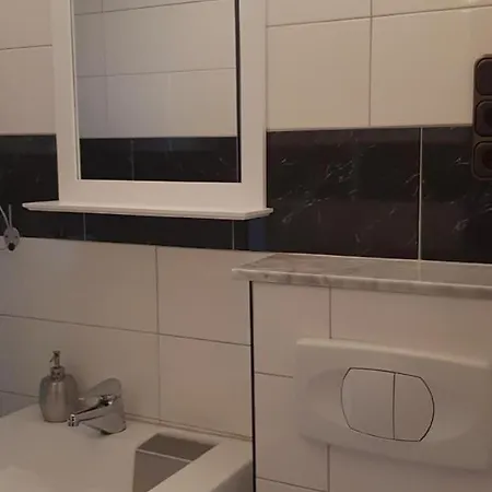 Gemuetliches In Mit Garten Appartement Umag
