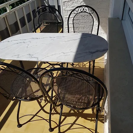 Gemuetliches In Mit Garten Appartement